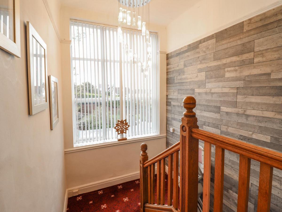 Gwynant Villa Rhyl Exteriör bild